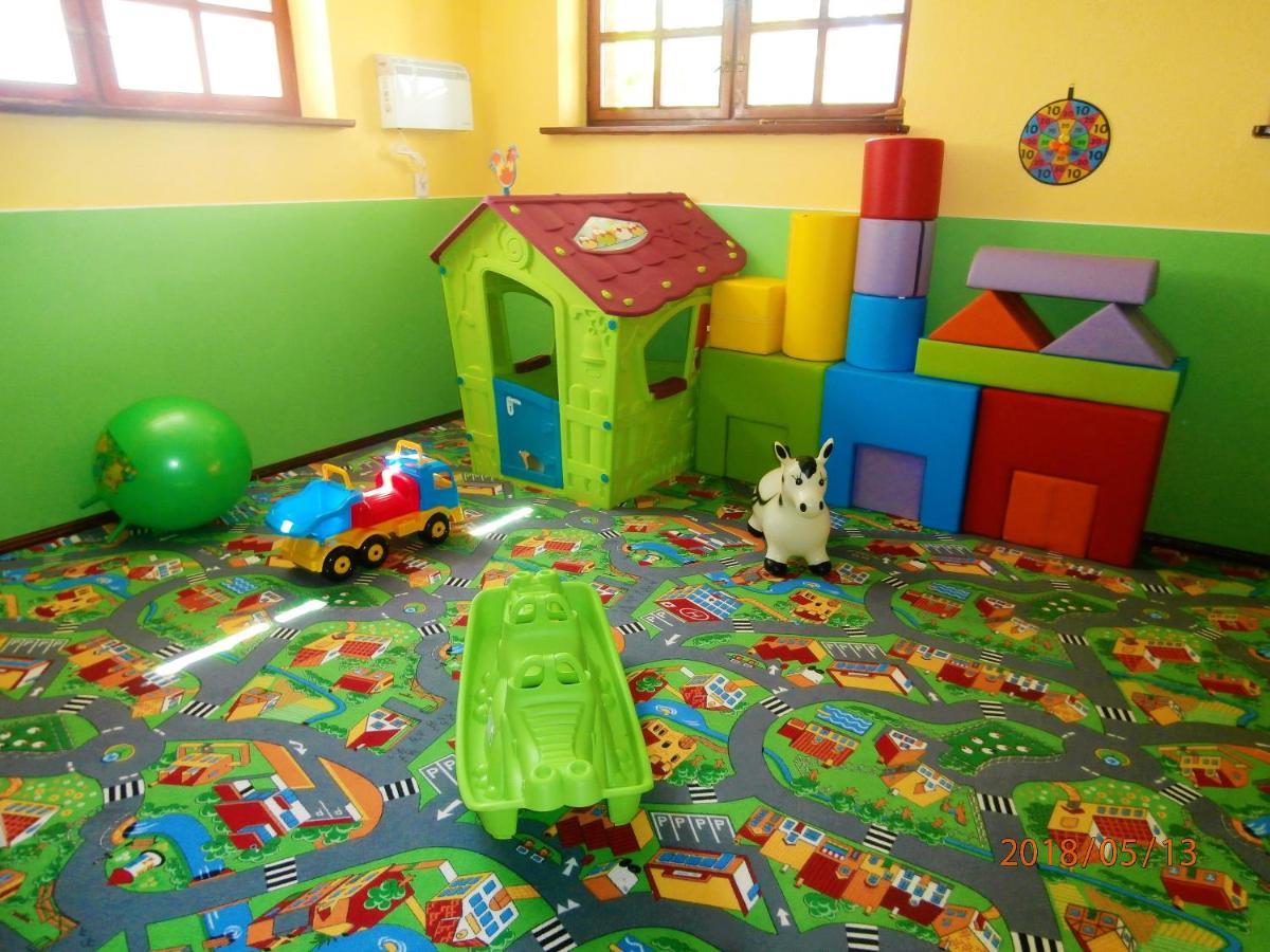 Pensjonat Pod Lwem Niechorze Exterior foto