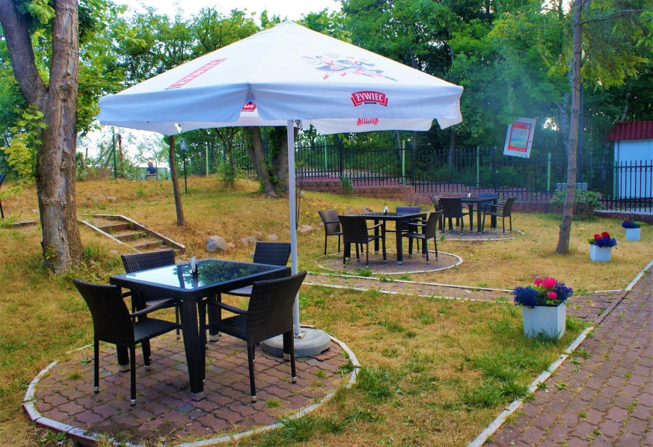 Pensjonat Pod Lwem Niechorze Exterior foto